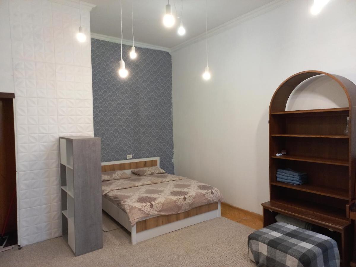 1К Квартира Антоновича. Олімпійська Kiev Buitenkant foto